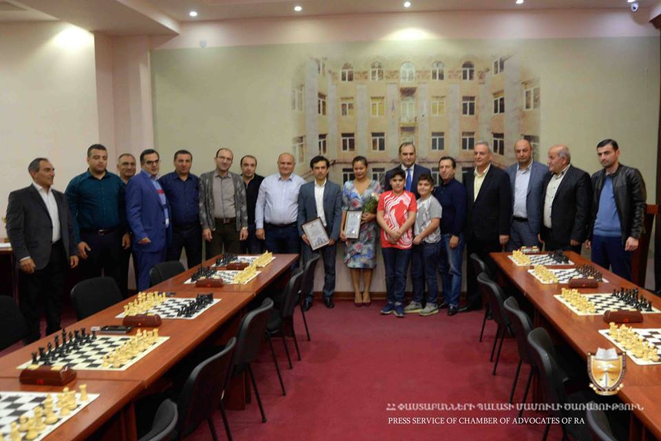 ՓԱՍՏԱԲԱՆՆԵՐԻ ՇԱԽՄԱՏԻ ՄՐՑԱՇԱՐ ԵՎ ԽԱՂ ՍԵԱՆՍ ԳՐՈՍՄԱՅՍՏԵՐՆԵՐԻ ՀԵՏ ՓԱՍՏԱԲԱՆՆԵՐԻ ՇԱԽՄԱՏԻ ՄՐՑԱՇԱՐ ԵՎ ԽԱՂ ՍԵԱՆՍ ԳՐՈՍՄԱՅՍՏԵՐՆԵՐԻ ՀԵՏ