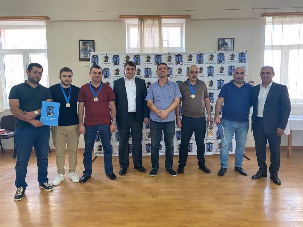 ԿՈՐՊՈՐԱՑԻԱՆԵՐԻ ՇԱԽՄԱՏԻ ԳՐԱՆ-ՊՐԻ ՄՐՑԱՇԱՐԻ ԵՐԿՐՈՐԴ ՓՈՒԼՈՒՄ ՓԱՍՏԱԲԱՆՆԵՐԻ ՊԱԼԱՏԻ ԹԻՄԵՐԸ ԳՐԱՎԵԼ ԵՆ ԵՐԿՐՈՐԴ ԵՎ ՉՈՐՐՈՐԴ ՏԵՂԵՐԸ ԿՈՐՊՈՐԱՑԻԱՆԵՐԻ ՇԱԽՄԱՏԻ ԳՐԱՆ-ՊՐԻ ՄՐՑԱՇԱՐԻ ԵՐԿՐՈՐԴ ՓՈՒԼՈՒՄ ՓԱՍՏԱԲԱՆՆԵՐԻ ՊԱԼԱՏԻ ԹԻՄԵՐԸ ԳՐԱՎԵԼ ԵՆ ԵՐԿՐՈՐԴ ԵՎ ՉՈՐՐՈՐԴ ՏԵՂԵՐԸ