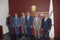 ԱՊՐԻԼՅԱՆ ՊԱՏԵՐԱԶՄԻՆ ՄԱՍՆԱԿՑԱԾ ՓԱՍՏԱԲԱՆՆԵՐԸ ՊԱՐԳԵՎԱՏՐՎԵԼ ԵՆ ԵԿՄ ՀՈԲԵԼՅԱՆԱԿԱՆ ՇՔԱՆՇԱՆՈՎ