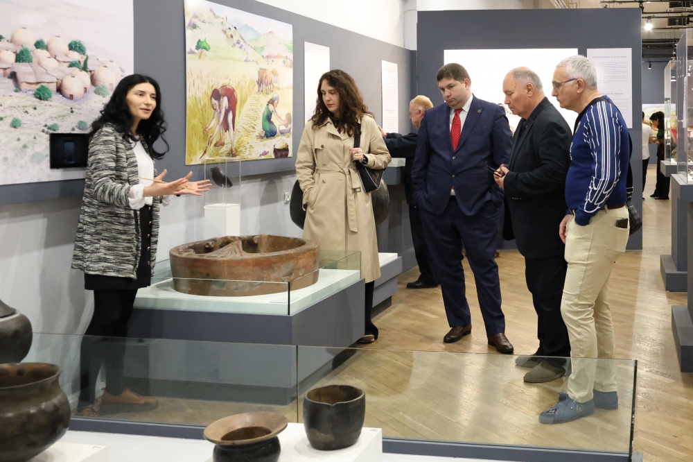 Ֆրանսիայի և Վրաստանի փաստաբաններն այցելել են Հայաստանի ազգային պատկերասրահ և Հայաստանի պատմության թանգարան